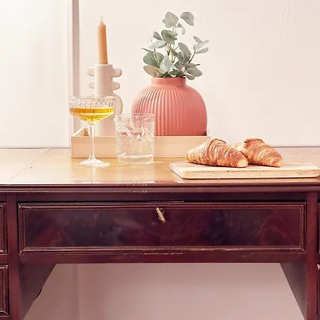 Altbaucharme Direkt Im Zentrum Apartmán *