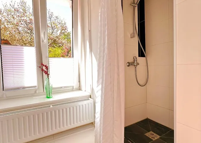 Altbaucharme Direkt Im Zentrum Apartman Graz