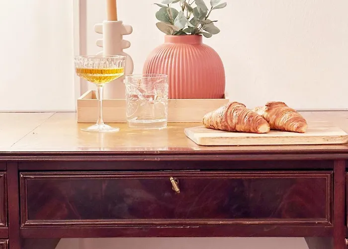 Altbaucharme Direkt Im Zentrum Apartman *